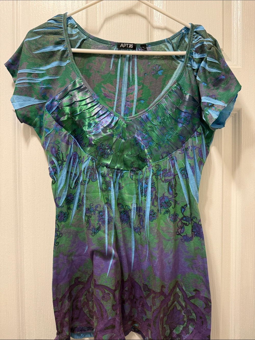 Apt. 9 Green & Purple V-Neck Ruffle-Trim Tunic